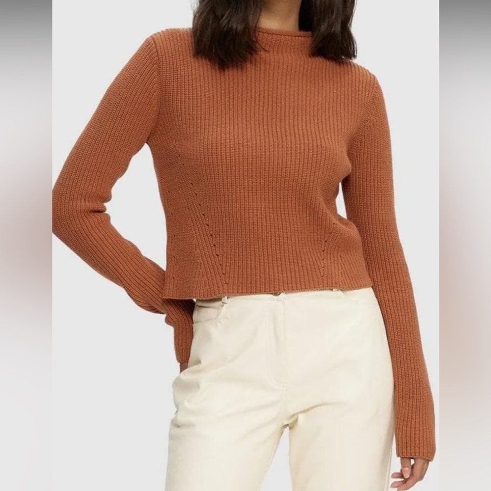 Kuwallatee Women's Sweater NWT